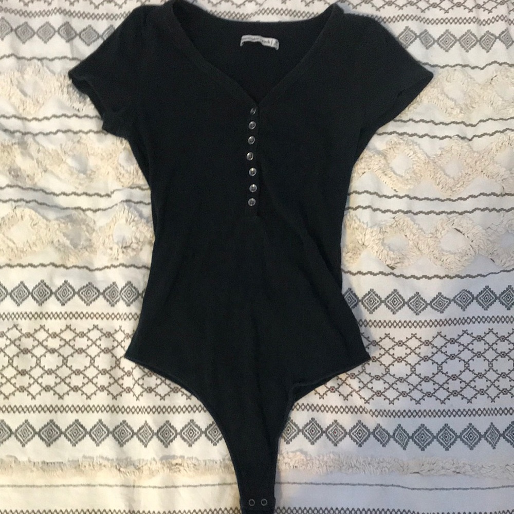 Abercrombie & fitch short sleeve black body suit